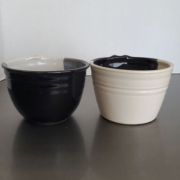 Studio Art Pottery Oversized Ceramic Coffee Mugs Black White Artist Signed - Picture 5 of 12